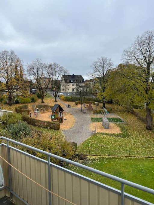 Haerligt Stort Boende I Perfekt Laege Boras Exterior photo